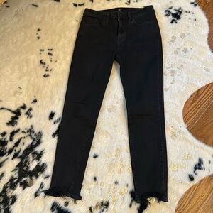 JUST BLACK frayed jeans